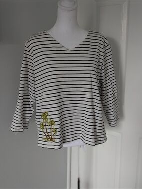 Hearts of Palm Black & White Striped V‑Neck Top with Palm Embroidery